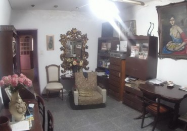 Casa en venta en Castelar Sur