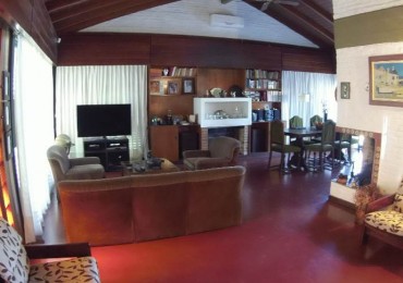 Chalet 5 Ambientes - VENTA - Ituzaingo