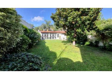 Casa en venta Castelar Sur