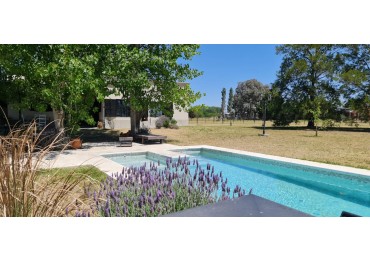 CASA  en  VENTA Chacra  de 1 ½ ha-Barrio La Catalina- Carlos Keen