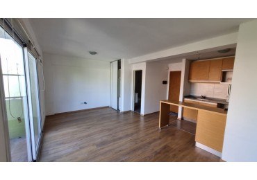 Monoambiente con cochera en Moron Sur